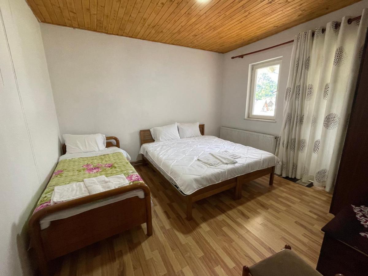 Hotel Bujtina Izet Selimaj Valbona Esterno foto